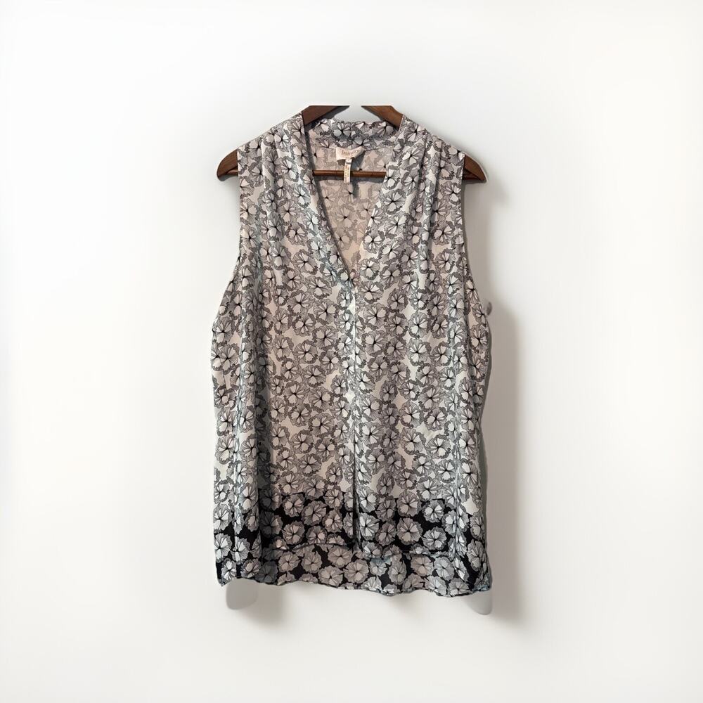 Black and White Career Sleeveless Top-Laundry by Shelli Segal Size Large